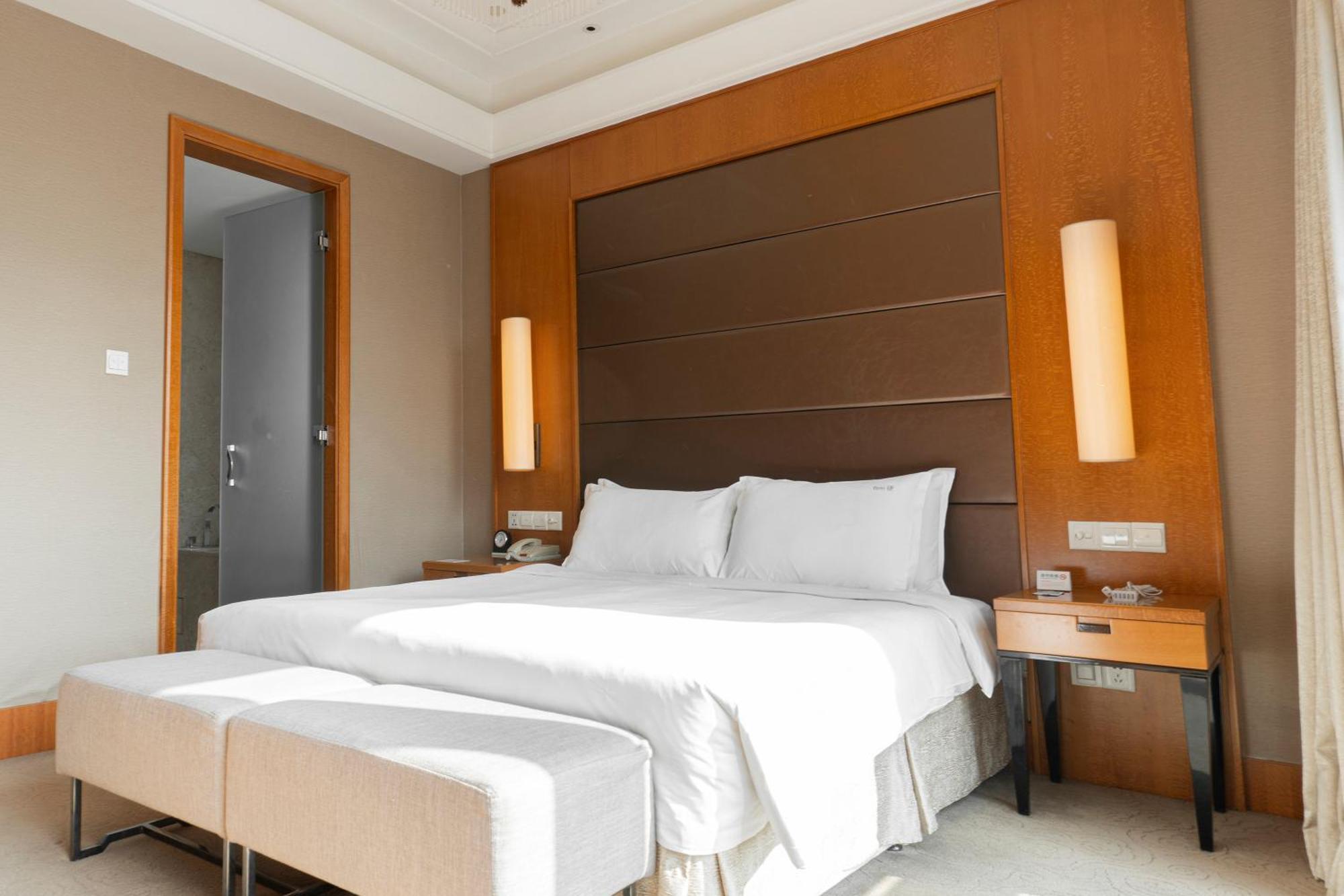 Holiday Inn Hangzhou CBD, an IHG Hotel Bagian luar foto